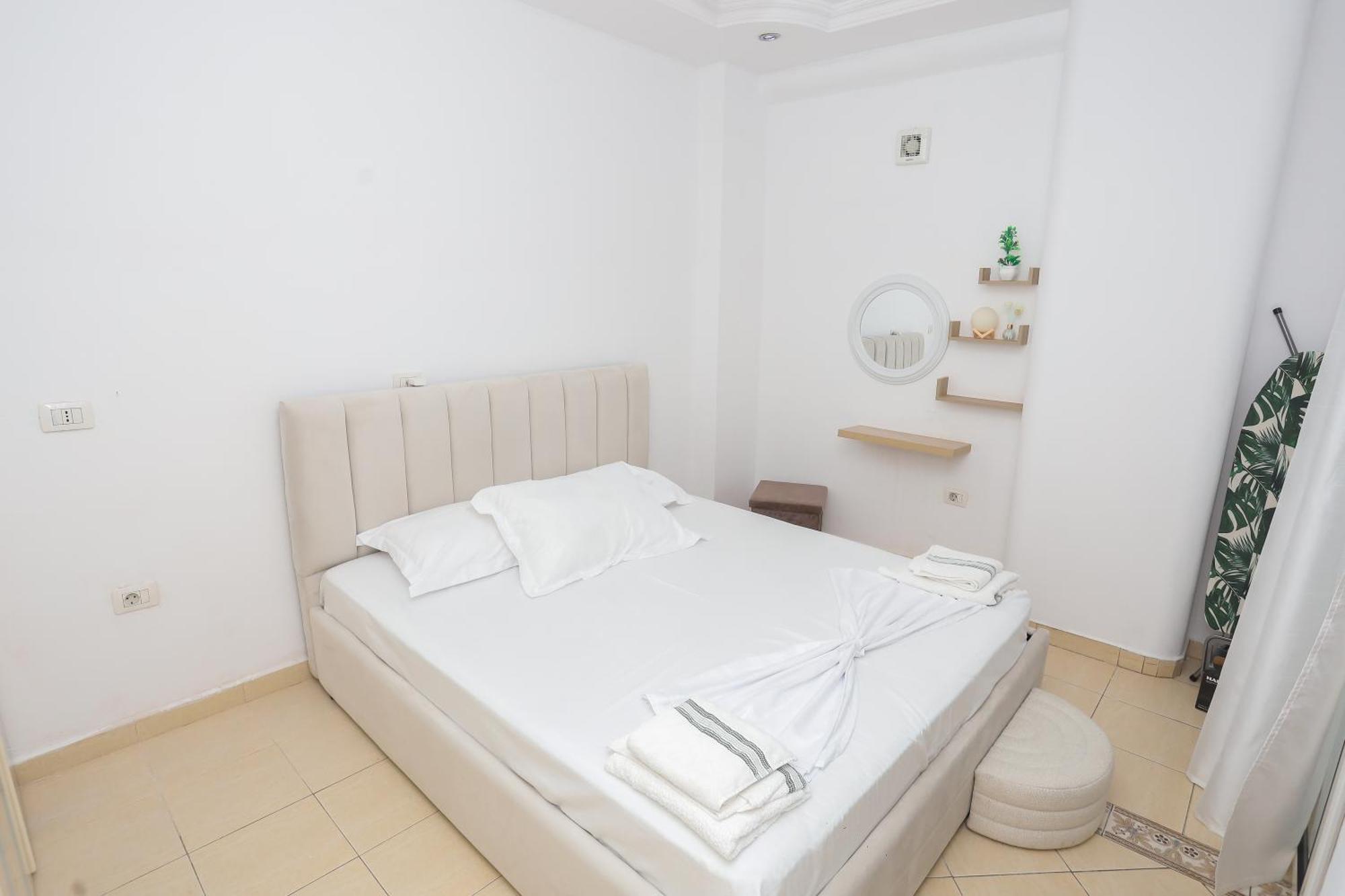 New Bazar Selvia Apartment Tirana Extérieur photo